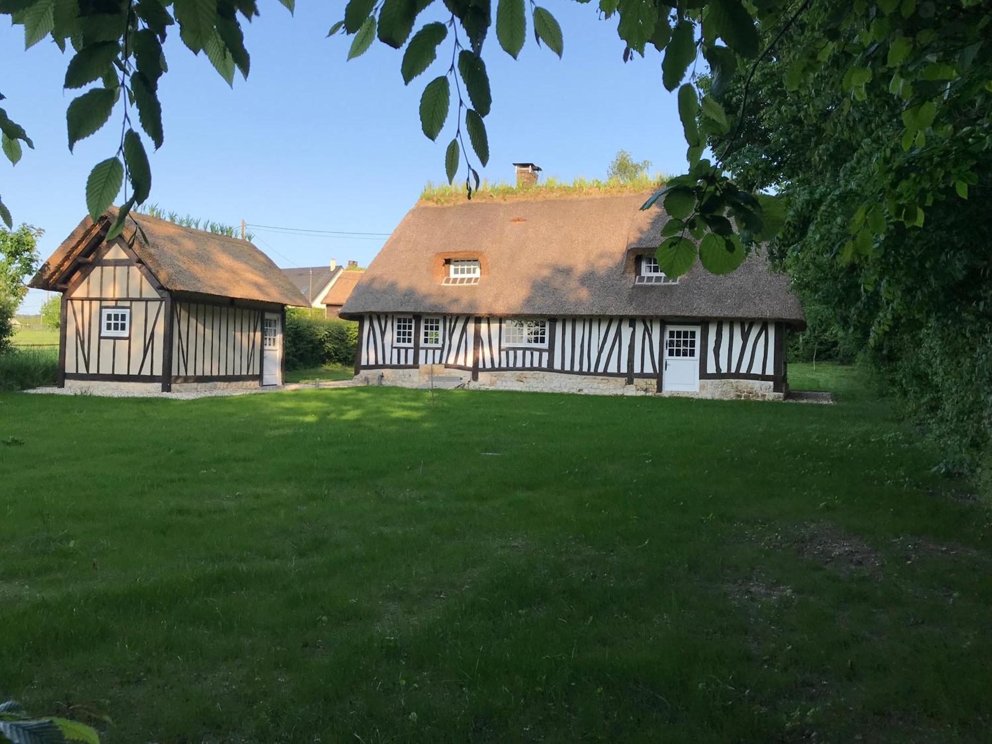 La Gloriette Gite Situe Dans La Propriete Dun Magnifique Manoir Vatteville-la-Rue Exterior photo